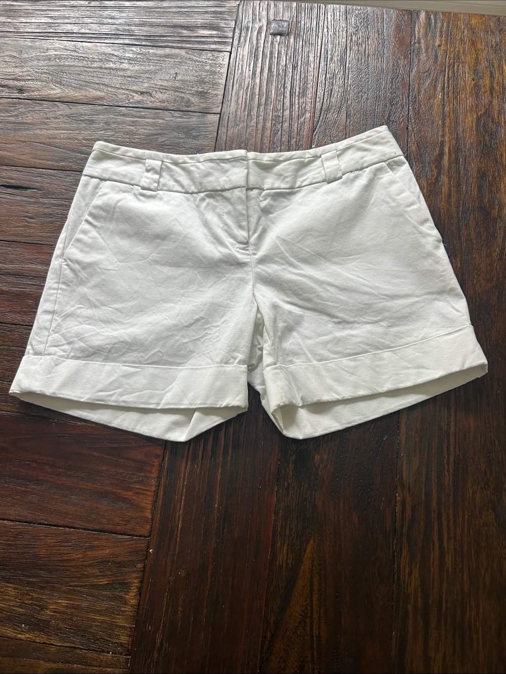 Outback Red White Cuffed Women's Shorts